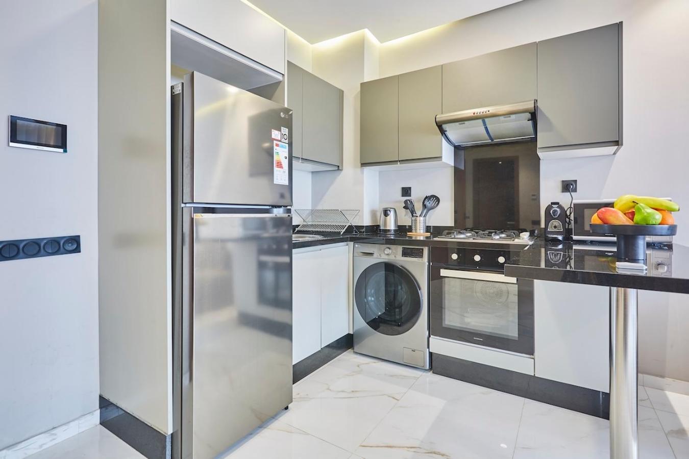Chic And Cozy 1 Bedroom Oasis In The Heart Of Casa カサブランカ エクステリア 写真